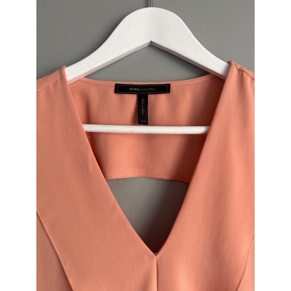 BCBG MaxAzria Peach Sleeveless Draped V-Neck Blouse Open Back Size XXS Chiffon - Picture 2 of 5